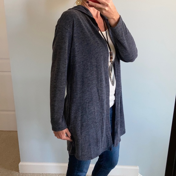 Med & Large Navy Blue Open Cardigan - Picture 3 of 9